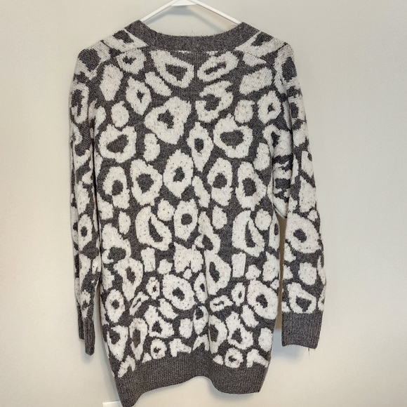 NWOT Debut Leppard Cardigan Sweater - Size S - Picture 2 of 5